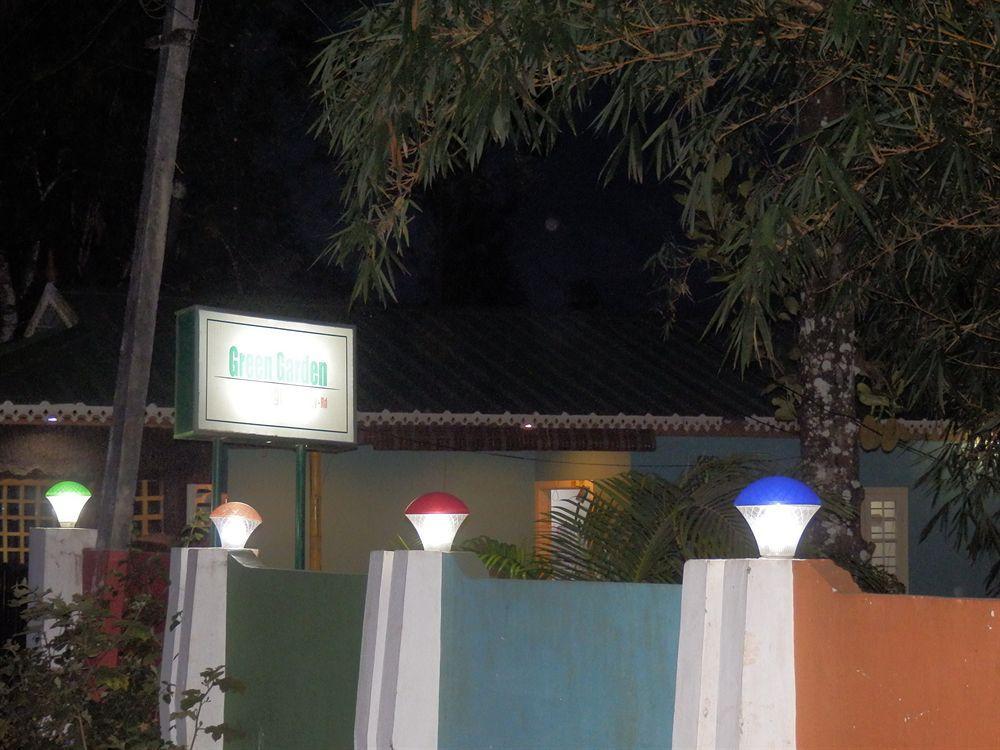 טקאדי Green Garden Cottage מראה חיצוני תמונה