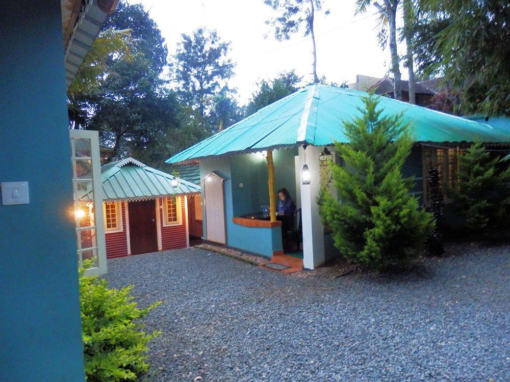 טקאדי Green Garden Cottage מראה חיצוני תמונה