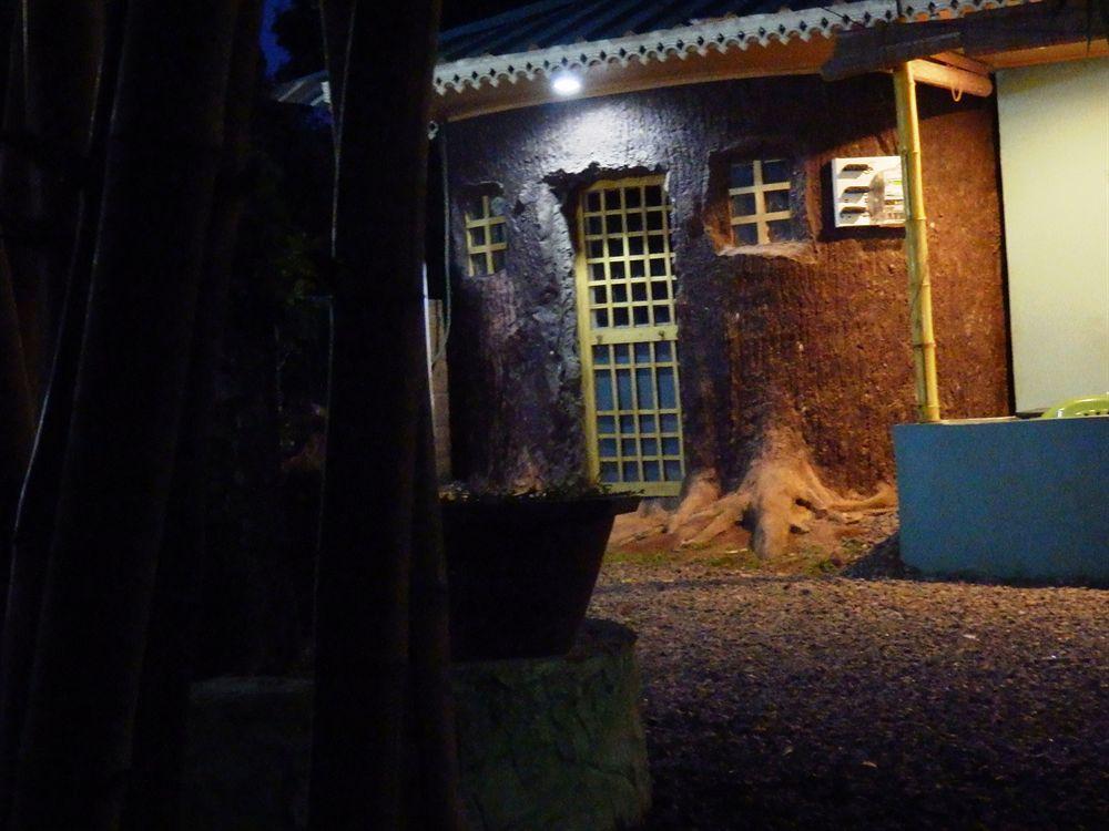 טקאדי Green Garden Cottage מראה חיצוני תמונה