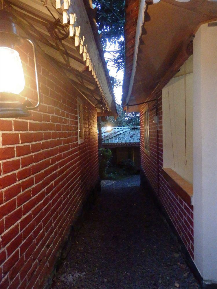 טקאדי Green Garden Cottage מראה חיצוני תמונה