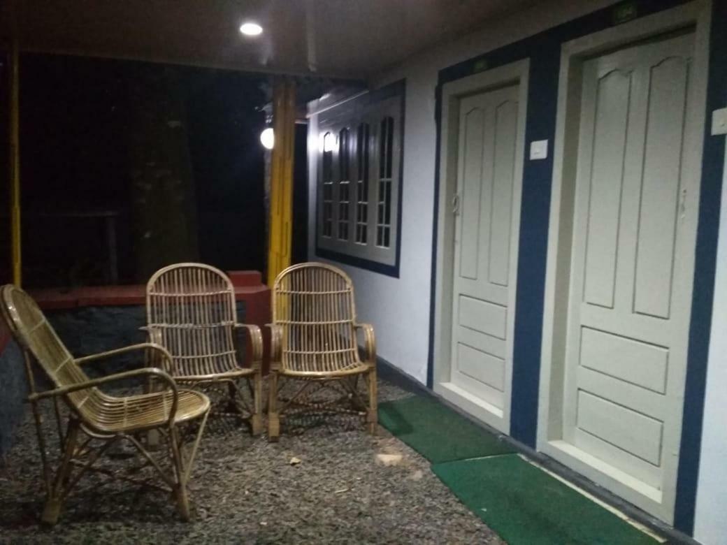 טקאדי Green Garden Cottage מראה חיצוני תמונה